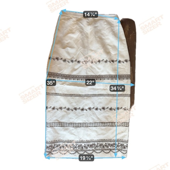 Chic Cream and Black Patterned Midi Skirt - Picture 3 of 7